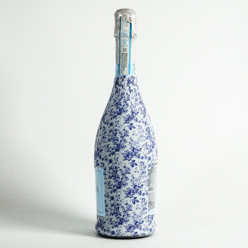 Bottle Wrap Grandmillenial Blue Floral - Prosecco Collection